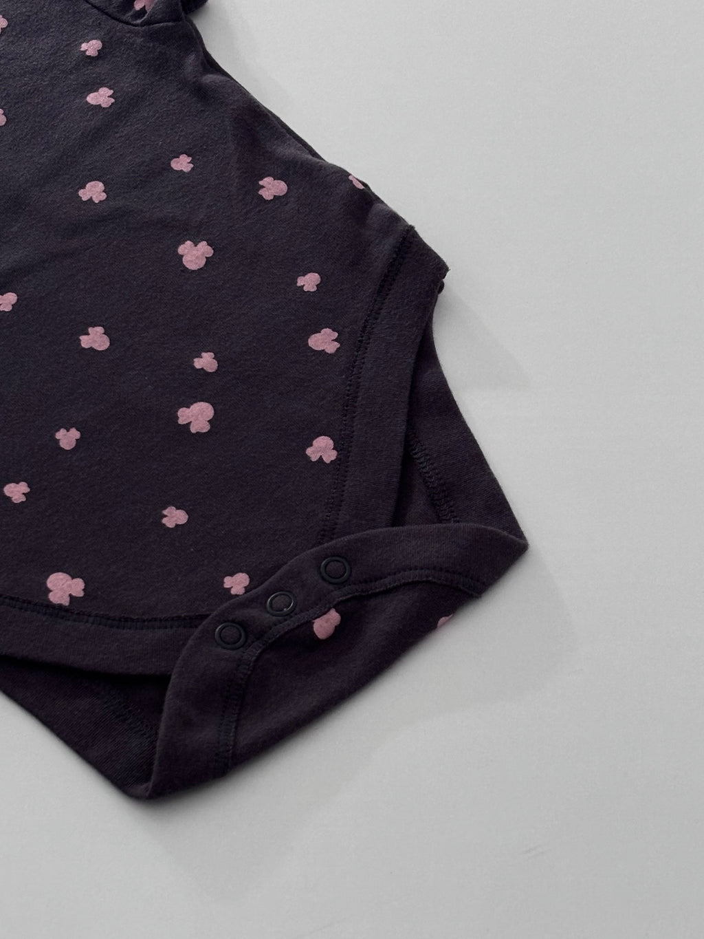 MINNIE PRINTED DARK GREY ONESIE