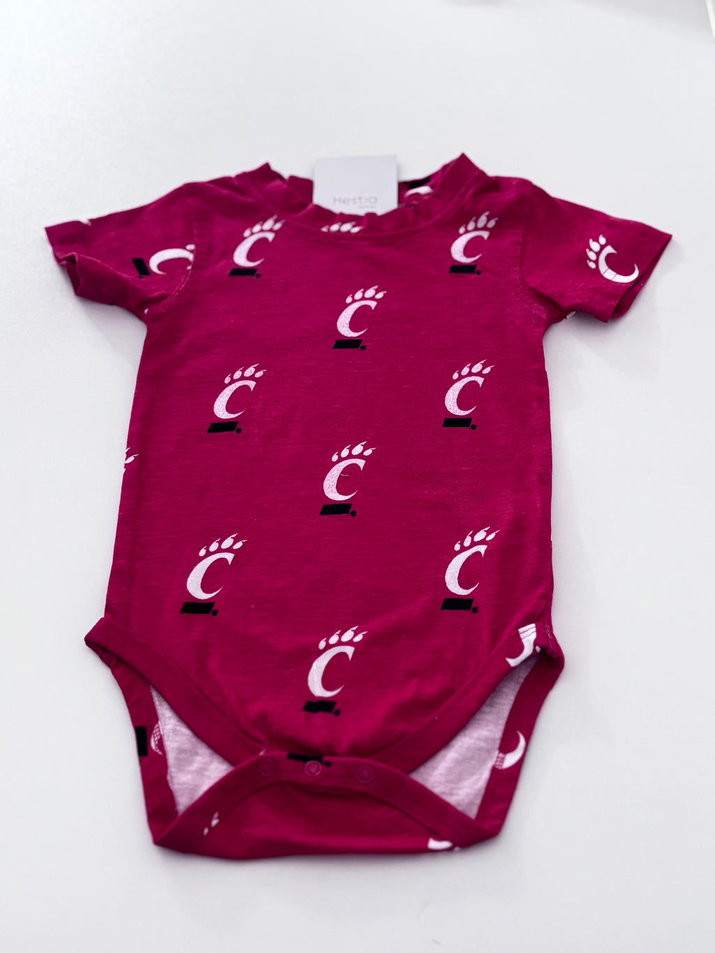 C FOOT RED ONESIE 3-6 months
