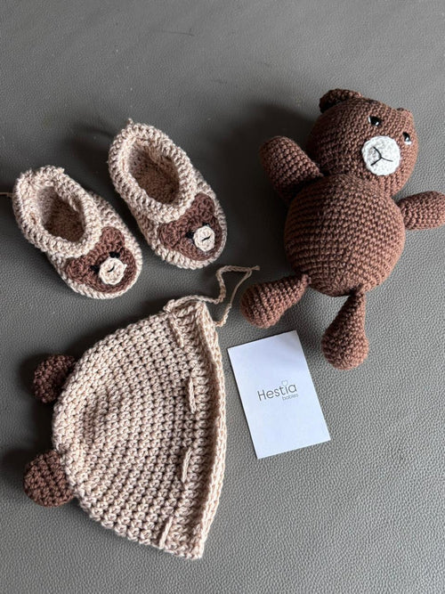 BEIGE HANDMADE CROCHET CAP WITH BROWN EARS [PREORDER]